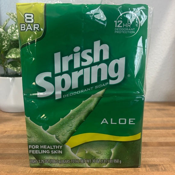 Irish Spring Other - Discontinued ~ Irish Spring Aloe Deodorant Soap ~ Seven, 3.75 oz Bars